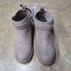 Old Navy Kids Taupe Ankle Boots